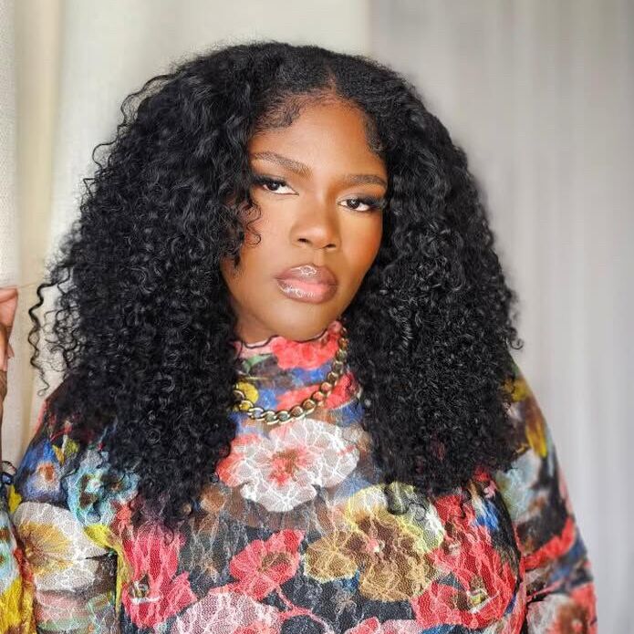 QWB Queen Weave Beauty - Available configuration showcase. Custom length options ranging from short bob styles to extended shoulder-length coverage.
