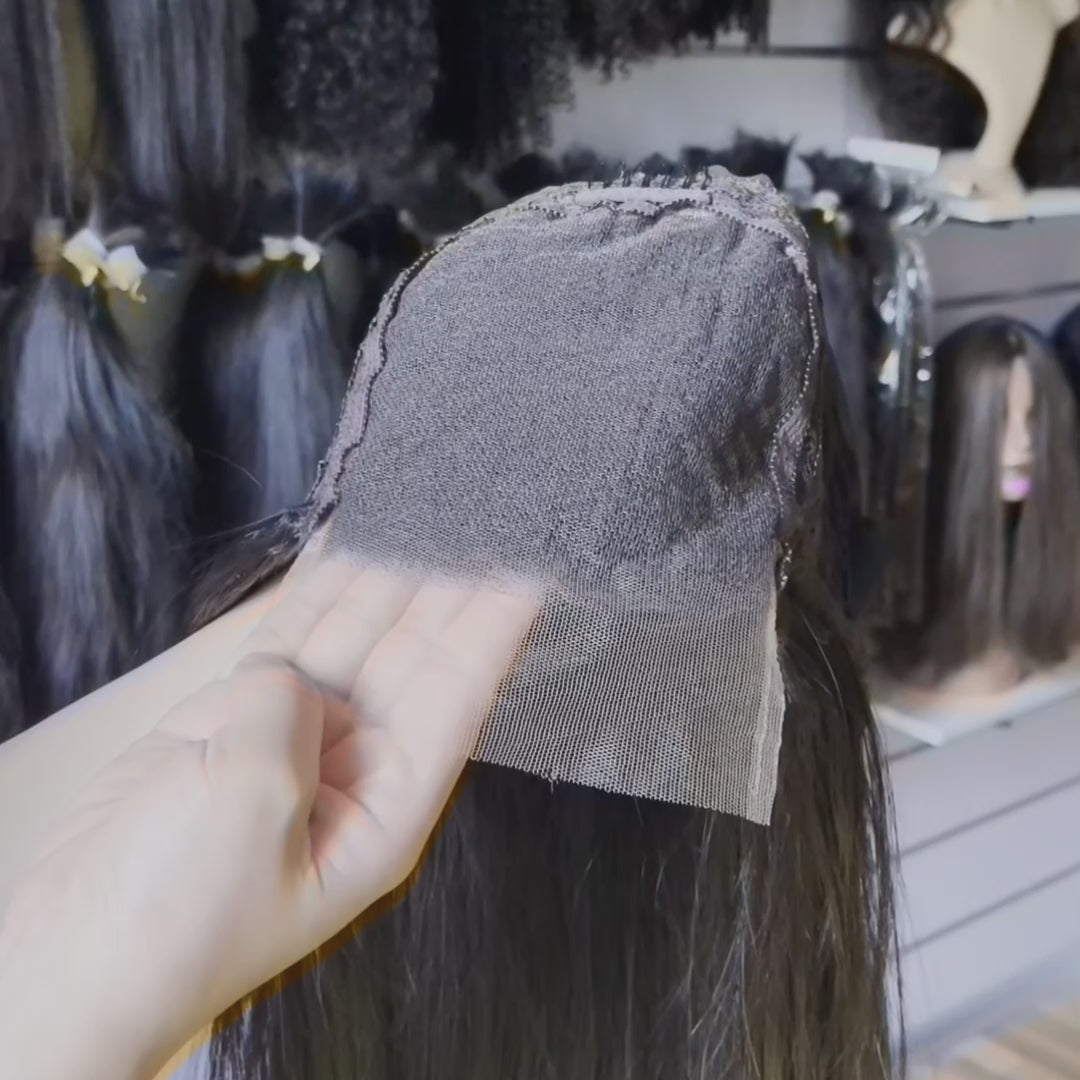 QWB Deep Wave HD Lace Closure Net Construction Detail - Transparent Swiss lace material showing undetectable hairline and free-parted design with pre-plucked edges. Lightweight breathable 5x5 base suitable for extended wear comfort in all skin tones with invisible finish.