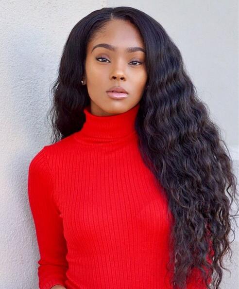 QWB Queen Weave Beauty - Detailed texture verification macro photography documenting voluminous loose wave bends with natural movement and bounce. Close inspection reveals uniform curl formation throughout entire strand length from weft edge through tip ends, confirming consistent steam processing d