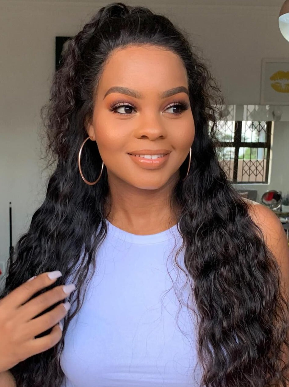 QWB Queen Weave Beauty - Professional packaging presentation. Product prepared for DHL/FedEx express shipping with protective packaging to maintain pristine condition during transit. Includes 3 bundles plus matching closure/frontal piece ready for immediate installation upon delivery. Each package i
